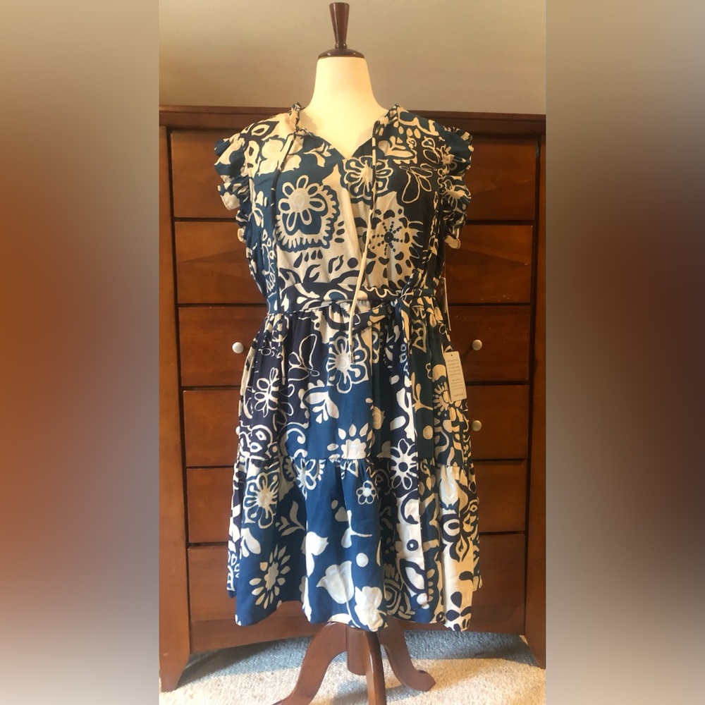 julia jordan Blue and White Floral Tiered Midi Dress